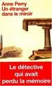 Un etranger dans le miroir